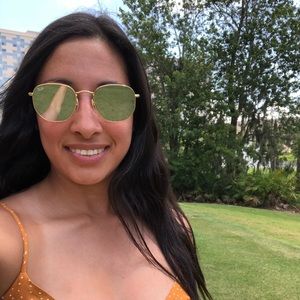 Meet your Posher, Dorsay